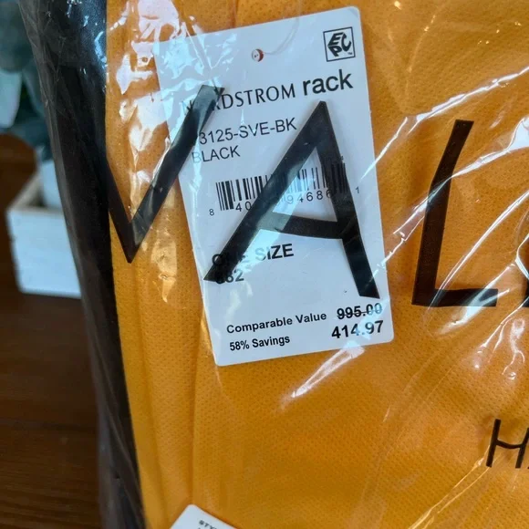 NWT Valentino By Mario Valentino Delphine Super V Leather Tote Bag Black - Picture 2 of 9